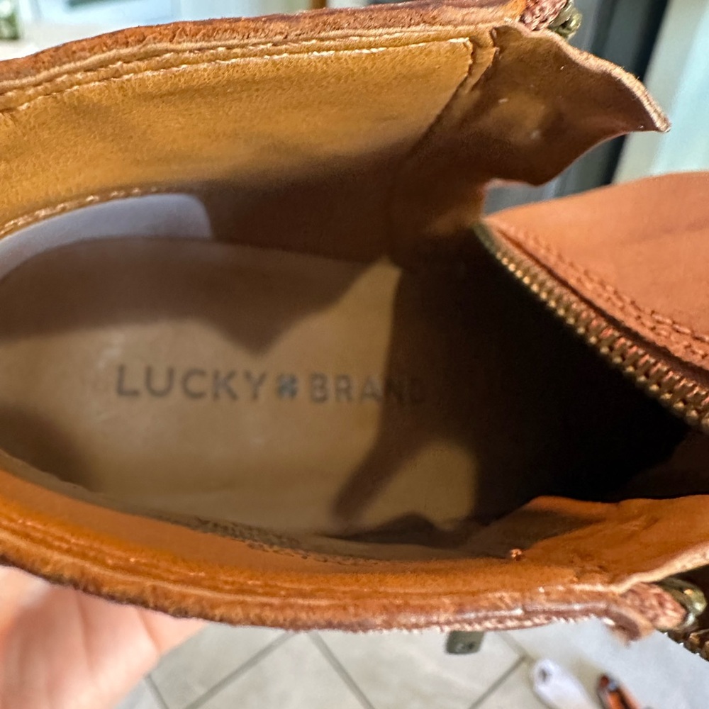 Luck Brand Basel Ankle Boot Brown Toffee Size 9 Leather Upper Ankle Booties - Picture 8 of 8